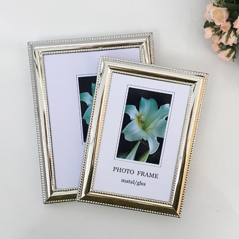 Bamboo Photo Frame - สไตล์ยุโรปโลหะสีเงินรูปสี่เหลี่ยมผืนผ้ากรอบรูป 6 นิ้ว 7 นิ้วแขวนผนังกรอบรูปเดสก์ท็อปเครื่องประดับตกแต่งบ้าน