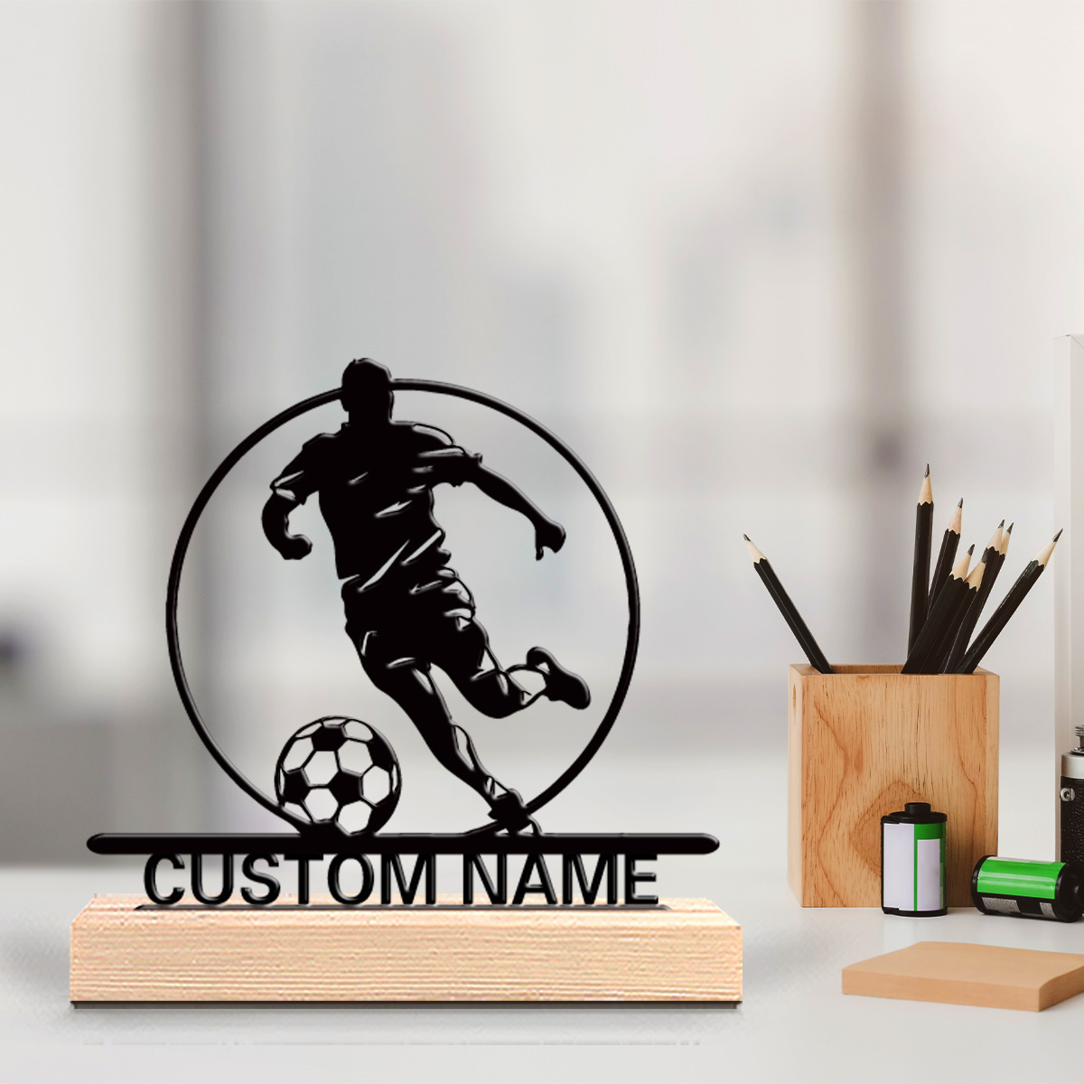 Home Decor Theme - รูปปั้นนักฟุตบอลโลหะสั่งทำพร้อมชื่อ ฐานไม้ตกแต่งโต๊ะ ของขวัญสำหรับแฟนฟุตบอล ของขวัญวันเกิด/วันหยุด/ตกแต่งบ้าน/สำนักงาน